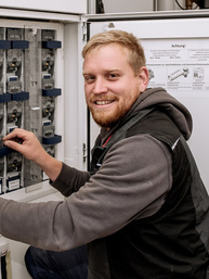 Florian Zehetmaier bei Elektro Zehetmaier Florian in Obing