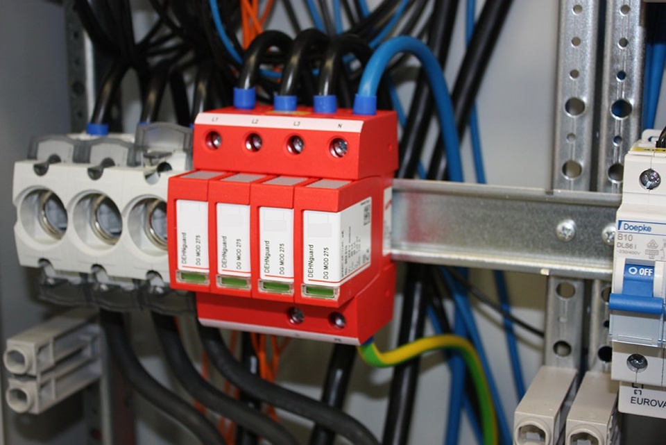 U berspannungsschutz bei Elektro Zehetmaier Florian in Obing